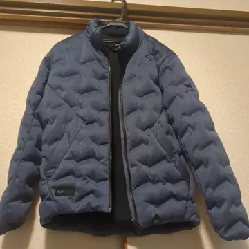 새상품 Oakley 네이비 퀼팅 자켓