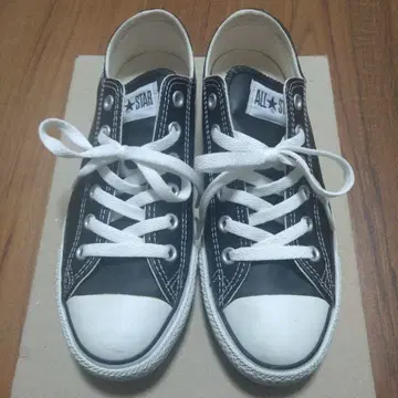 컨버스 올스타 가죽 블랙 사이즈 6