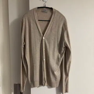 새상품급 JOHN SMEDLEY 가디건 PURE LAINE VIERGE