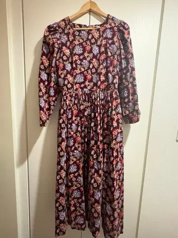 로라 애슐리 laura ashley 꽃무늬 13A