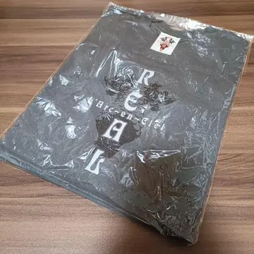 라르크 레어 T셔츠 REAL 리얼