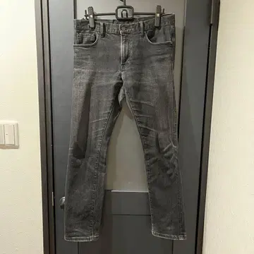 [ UNIQLO ] 슬림핏 청바지 블랙