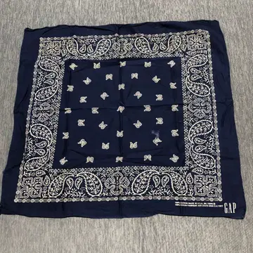 GAP 네이비 반다나 RN 15898