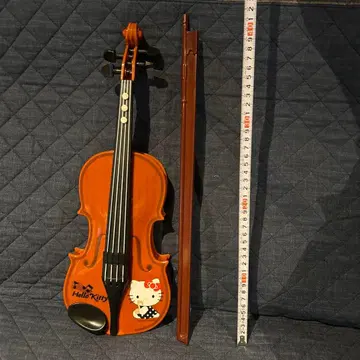 키티 바이올린 완구 자동 연주 새상품급 작동 확인 완료 2009년