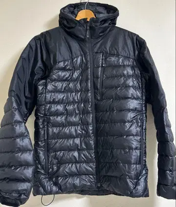 아웃도어 리서치 다운 자켓 M 사이즈