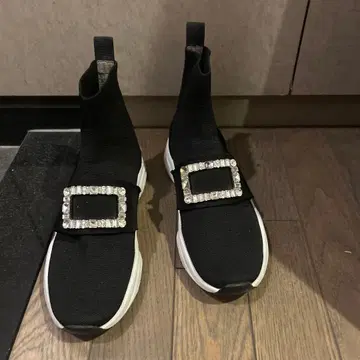 +diana 플러스 다이애나 크리스탈 버클 니트 삭스 스니커즈 24