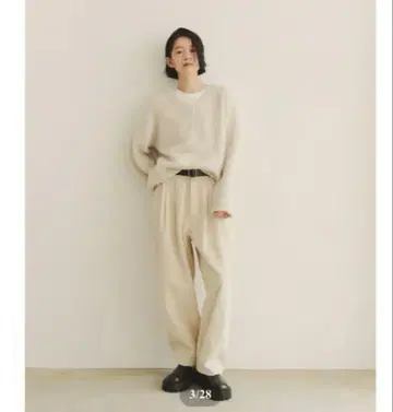 FASHIRU V neck mohair blend knit