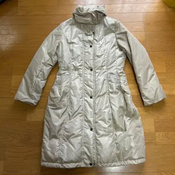 최종 가격 인하! 바니스뉴욕 다운 페더 코트 샴페인 베이지 L