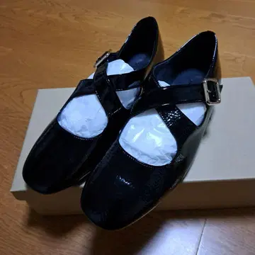 르 탈론 소프트 크로스 플랫 블랙 23.5