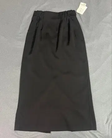 그린 레이블 릴랙싱 블랙 롱 스커트