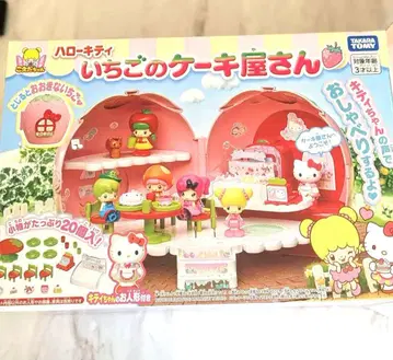 헬로키티 딸기 케이크 가게 코에다짱 산리오 콜라보 타카라토미