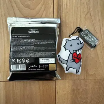 *&TEAM* 쿠션 키링 TAKI 타키