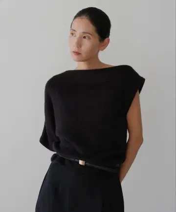 aere 아에레 smooth shaggy tops 블랙