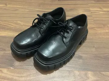 stefanorossi 블랙 레이스업 슈즈 통굽 27.5cm