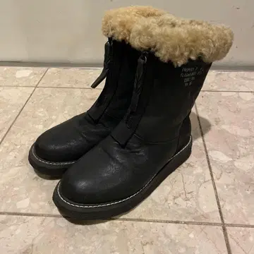 와이즈 Y's 보아 부착 무스탕 부츠