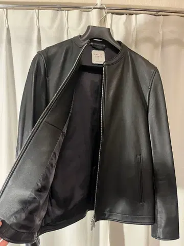 UNITEDTOKYO 블랙 가죽 자켓 집업