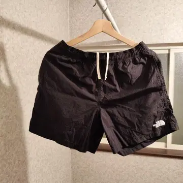 THE NORTH FACE 블랙 숏팬츠