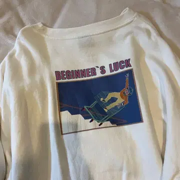 싯킹스 NOPPO 크루넥 트레이닝복 화이트