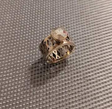 [ 새상품 미사용 ] QUDO 반지 13호 골드 스와로브스키 독일제