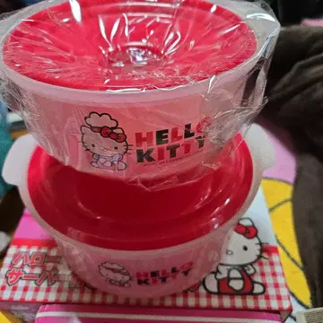 HELLO KITTY 전자레인지 찜기 대소 2세트