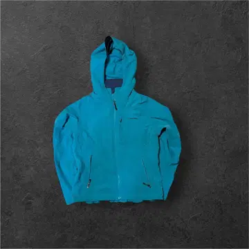 patagonia 파타고니아 소프트쉘 마운틴 파카 그린 컬러 구제 의류