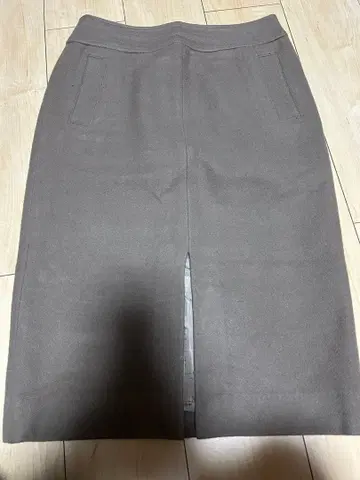 SLOBE 타이트 스커트 슬릿 포함