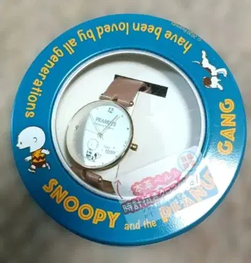 새상품 스누피 PEANUTS 코믹 아트 워치 수량 한정 70주년 모델