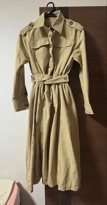 새상품 베이지 긴팔 셔츠 원피스