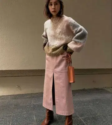 AMERI DEEP SLIT FAKE LEATHER SKIRT