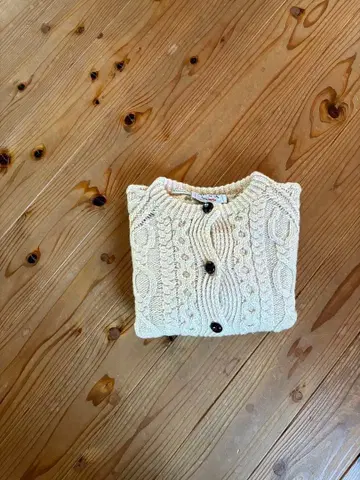 AVOCA 아란 가디건