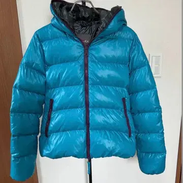 새상품급 듀베티카 다운 자켓 후드 부착