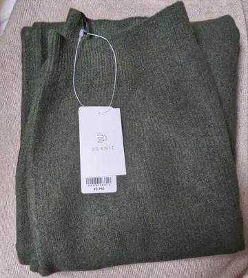 UNIQLO 3D 수플레 얀 스커트