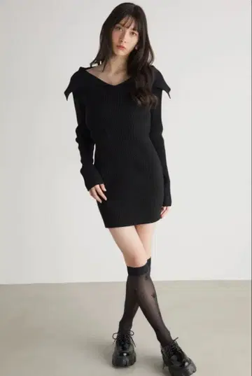 rienda 오버 컬러 타이트 mini Knit OP