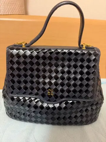 엘레강스 가죽 핸드백 뜨개질 디자인