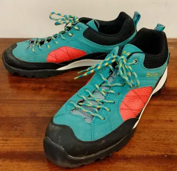 HI-TEC 트레킹 새상품급 중고