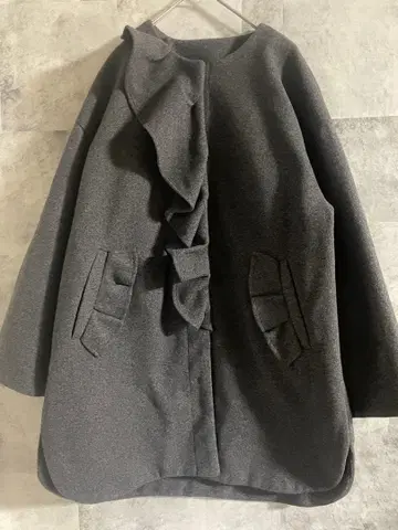 앤드러브 프릴 장식 노카라 코트 L 그레이 워셔블 손세탁 가능