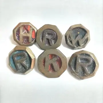 베이 고마 알파벳 대학 머리글자 2