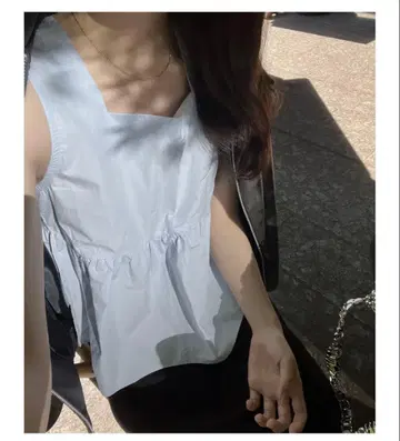 -kui 스퀘어 블라우스