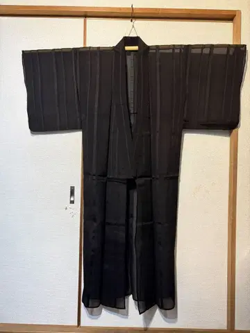 순수 실크 쇼와 레트로 블랙 스트라이프 기모노 여름용 명주 새상품급 상복