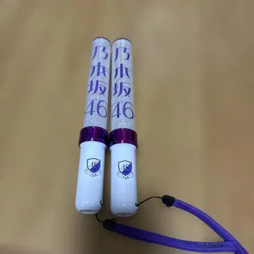 노기자카46 응원봉 2개 세트 작동 확인 완료