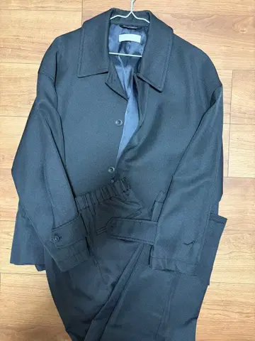 WYW LIDNM SHORT MACKIN SET-UP 차콜 그레이