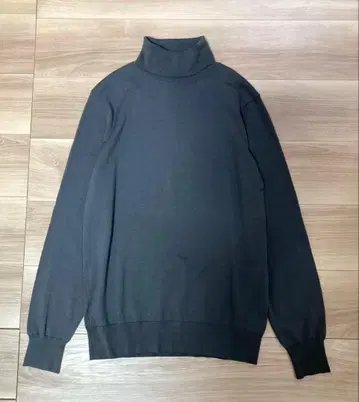 새상품급 띠어리 남성용 VILASS 터틀넥 니트 그레이 S