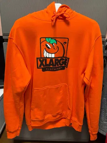 XLARGE x ATOMIX 콜라보 후드티 L 사이즈