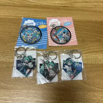 하츠네 미쿠 묶음 판매 세트 아크릴 키링 & 아크릴 스탠드