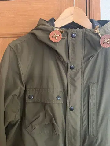 STANDARD OF THE EARTH 마운틴 파카 올리브