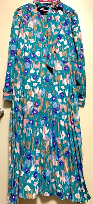 Kim's Boutique 김즈부티크 레트로 꽃무늬 원피스