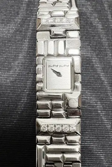 CITIZEN x YLANG YLANG 손목시계 쿼츠 실버