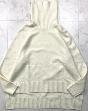 개럴개런트 캐시미어 하이넥 니트 화이트