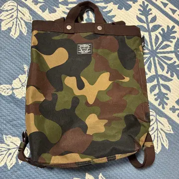 카모플라쥬 토트 백팩