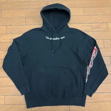 QUIKSILVER 킵 온 파이어 후드티 M 사이즈 블랙
